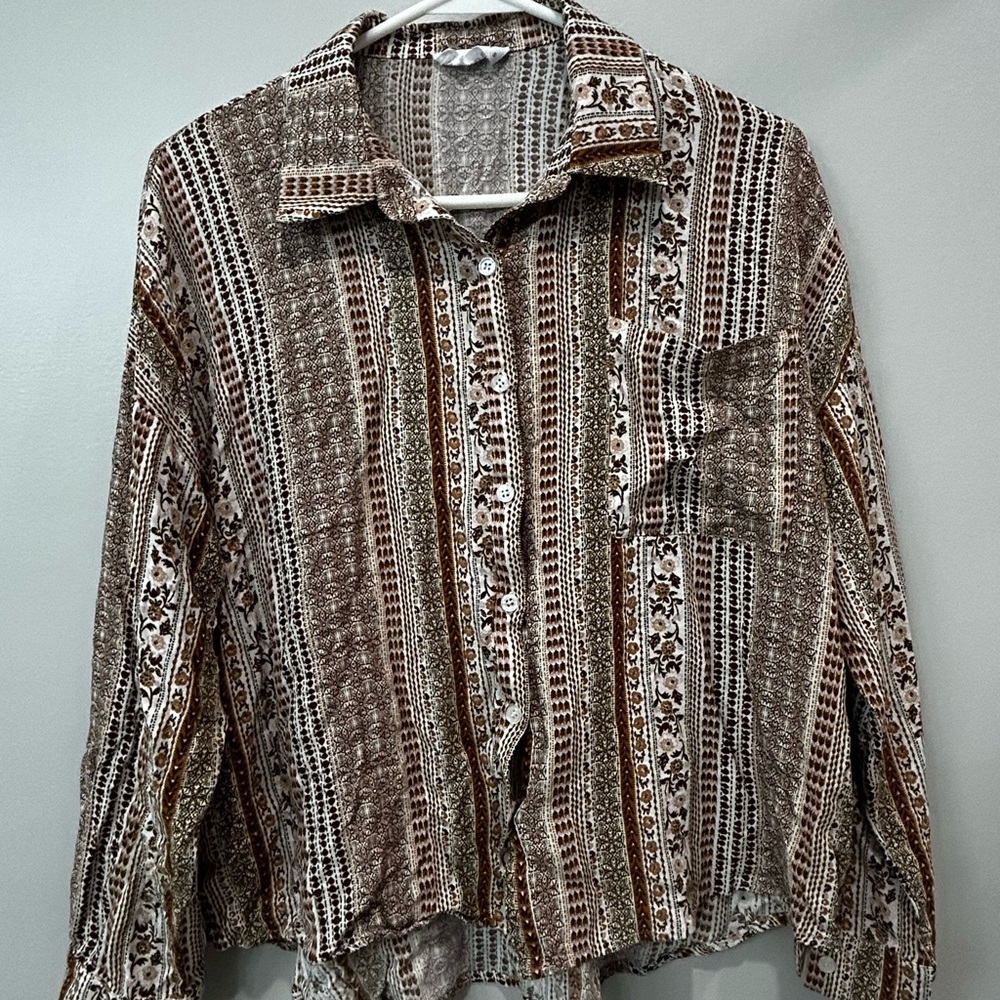 Emily Wonder - button up - S